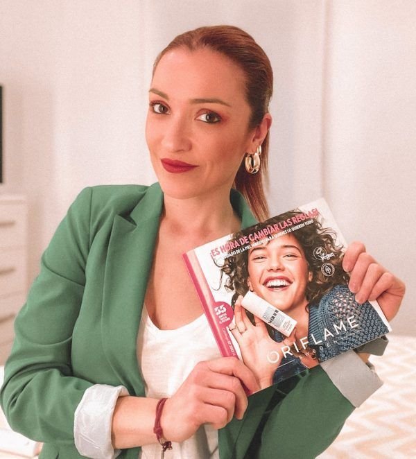 mercedes garcia de la barrera oriflame catalogo actual